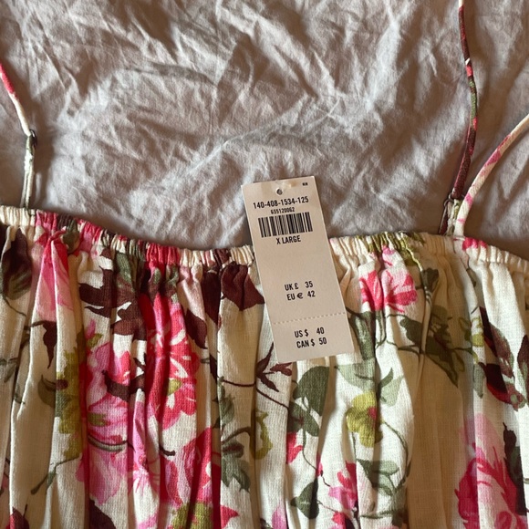 A&F floral crop top - Picture 3 of 3